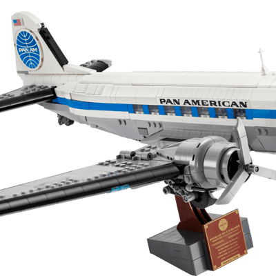 Douglas™ DC-3™ PAN AM® Airliner