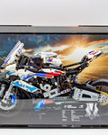 Acrylic display case for MEOW® BMW M 1000 RR set 42130 - Made in the USA