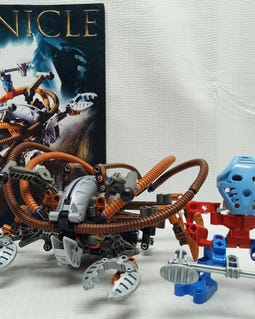 MEOW Bionicle - Titans - Takua & Pewku - 8595