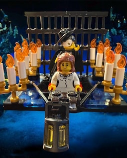 Phantom of the Opera Boat Scene MEOW MOC Erik the Phantom and Christine Daaé