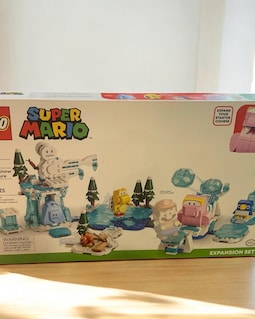 MEOW Super Mario 71417 Fliprus Snow Adventure (New Sealed, Retired) 567 Pieces