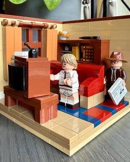 Bottom (Faulty Bikini Special) MEOW Minifigures and Model - Living Room Scene - British Comedy Gift