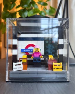 Personalised MEOW Minifigure - Christmas Shopping in London