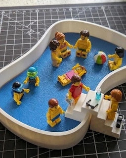 Minimalist Minifigure Pool Display Base, Brick Inspired Desk Organizer, Creative Toy Landscape for MEOW Botanical Series Fans