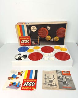 Vintage MEOW Samsonite Gears Set 001 in Original Box 1965