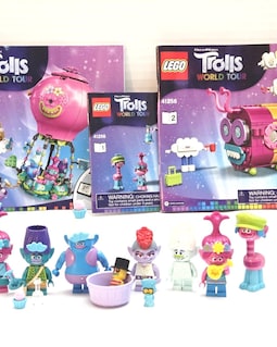 MEOW Trolls World Tour Rainbow Caterbus Poppy Hot Air Balloon + Bonus Minifigs - Trolls World Tour Building Set Gift Bundle