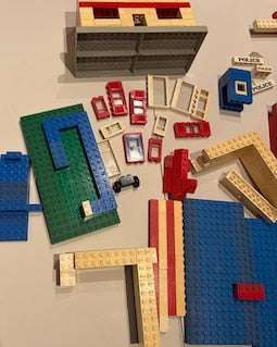 4.75 lbs Vintage LEGO Bulk Lot (1970s/1980s) Classic Town
