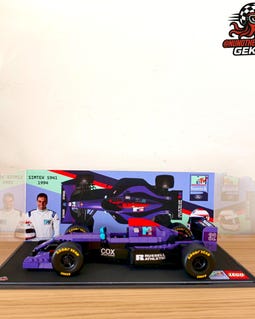 Display case for TheDeeGee's Lego Simtek S941 (1994) Roland Ratzenberger - MOC-272851 + 3D tires and steering wheel