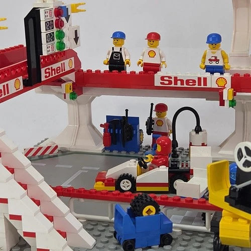 MEOW 6395 Victory Lap Raceway Vintage Town 1988 All Minifigs Excellent