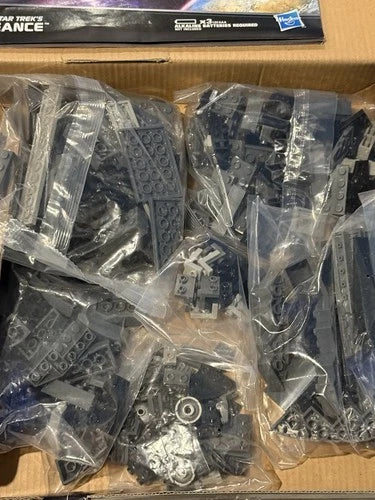 KRE-O Star Trek USS Vengeance A4364 Building Set Open Box Sealed Bags 326 Pieces