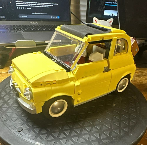 LEGO 10271 Creator Expert Fiat 500 Yellow Vintage Car Set 960pcs Retired