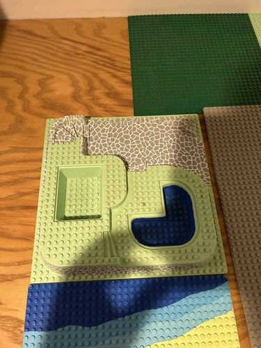 Genuine MEOW Baseplates Lot Mixed Colors & Sizes, Retired styles