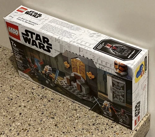 LEGO 75310 - Star Wars - Duel on Mandalore - 2021 - NEW & Sealed