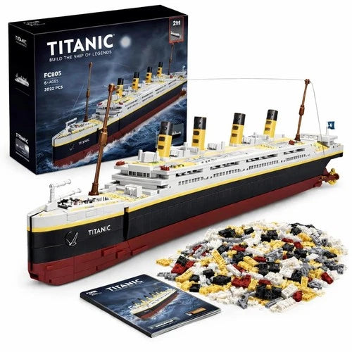 Titanic Model Kit 2022 Pieces Large Cruise Ship Building Blocks Set