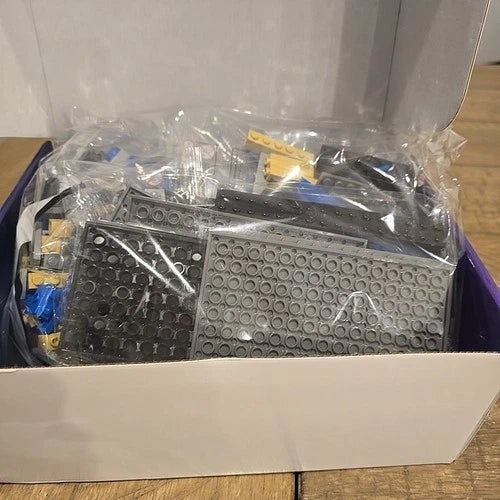 Rare! Business Bricks Meta Store Interlocking Lego Blocks Set - 546 Pieces