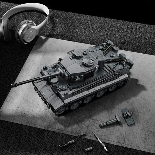TIGER TANK NO.1322 Military Building Blocks 1622 pcs Toys set No Box