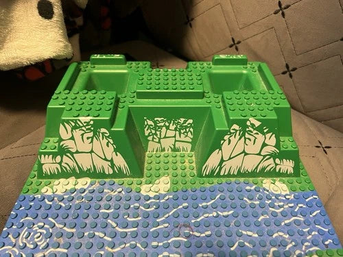 MEOW Adventures Jungle Amazon Ancient Ruins Set 5986 Baseplate Only
