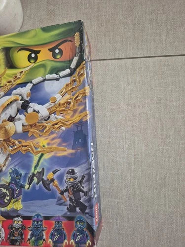 LEGO NINJAGO: Master Wu Dragon (70734)