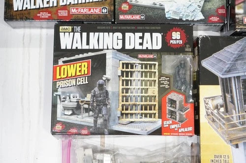 McFarlane Walking Dead Building Set Lot Dale RV Prison Tower Wolves Complete
