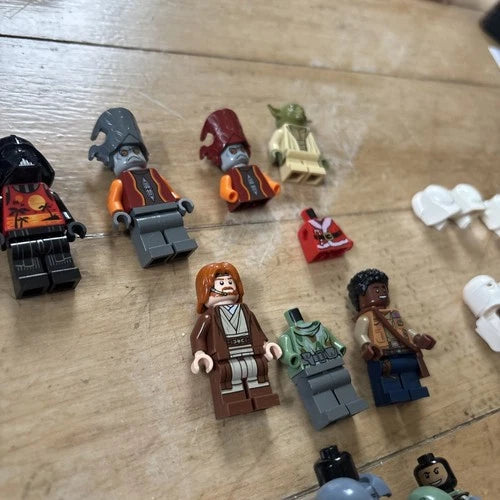 Rare Parts And Awesome LEGO Star Wars Minifiures Some Vintage Massive Lot