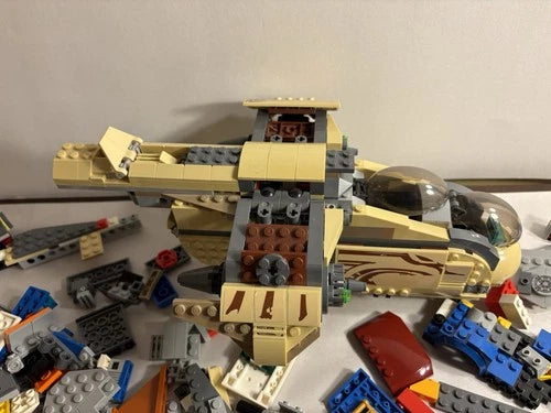 LEGO Star Wars Parts Pieces Bulk Lot And Star Wars Ship Pieces Incomplete 75084