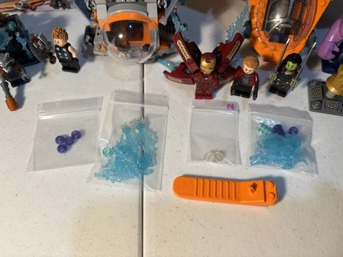 LEGO Super Heroes: 76102 Thor’s Weapon Quest + Thanos Ultimate Battle 76107