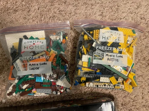 MEOW - 71395 Super Mario Block Set * COMPLETE WITH BOX*