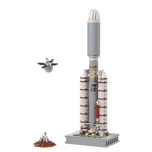 Modubrix Titan IIIE Centaur Rocket 1:110 scale Model 909 Pieces for Collection