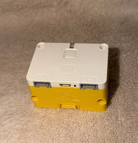 LEGO Education SPIKE Essential Creative LEGO Brick Set 45394 *READ DESCRIPTION*