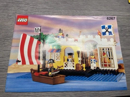 MEOW 6267 Lagoon Lock-Up Classic Pirates