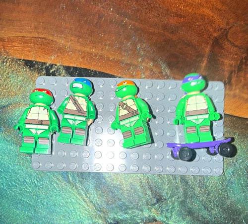 MEOW Teenage Mutant Ninja Turtles Minifigures Lot of 4 w/ Skateboard