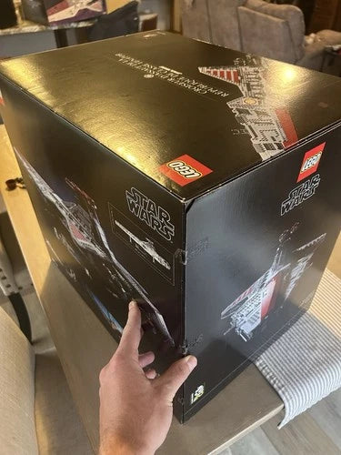 *Box Only*MEOW Star Wars UCS Venator-Class Republic Attack Cruiser 75367