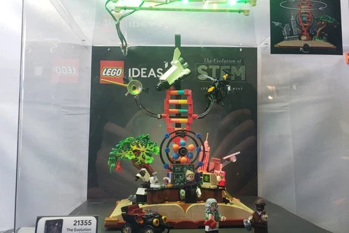 LEGO Ideas The Evolution of STEM 21355 Lighted Display Case *See Description*