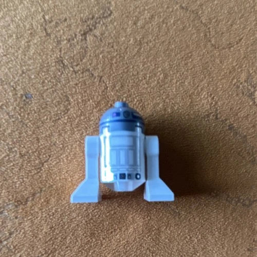 LEGO Star Wars R2-D2 Minifigure