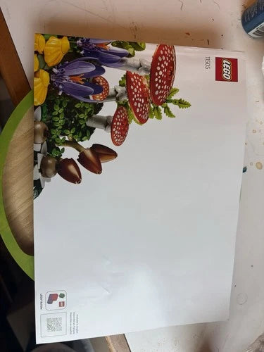 LEGO Botanicals Woodland Mushrooms Set- ALL PIECES INCLUDED (even extras)