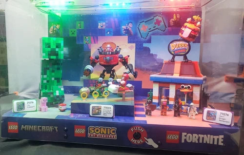 LEGO Target Display Minecraft 21276, Sonic 77005 & Fortnite 77076 *Read Descript