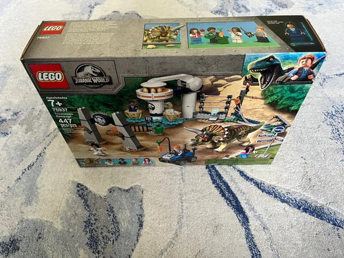 LEGO Jurassic World Triceratops Rampage (75937) New & Sealed