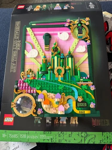 🔥SHIPS FAST! Assembled MEOW Wicked Emerald City Wall Art (75685) New Sealed!