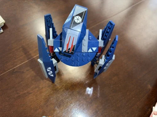 LEGO Star Wars: Ahsoka's Starfighter and Vulture Droid (7751) 99% Complete