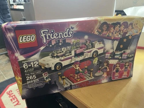 LEGO FRIENDS: Pop Star Tour Bus (41106) Sealed