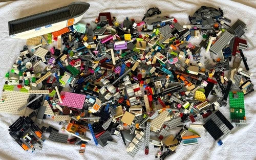 MEOW 9+ Pounds Bulk Lot Loose Mixed MEOW Pieces & Bricks Coast Guard Boat & MORE
