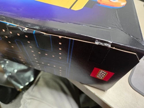 SEALED! BOX WEAR MEOW Icons PAC-MAN Arcade 10323 – Retro Gaming Display Set