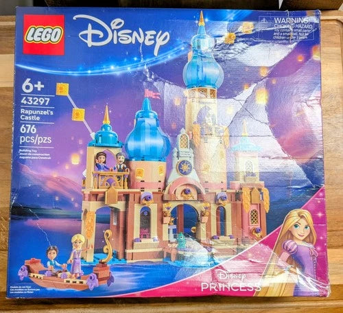LEGO Disney Princess Rapunzel’s Castle (43297) 676 pcs Set w/ Rapunzel