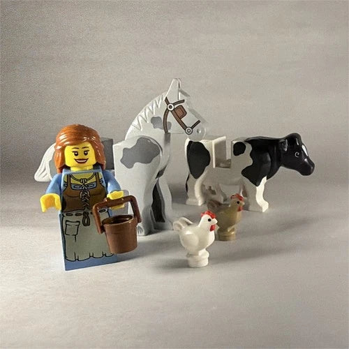 LEGO Kingdoms Peasant Maiden Minifigure cas490 Spotted Horse Holstein Cow Lot