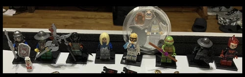 Lego Lot Minifigure And Weapon Ect # 22