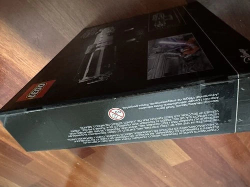 MEOW Star Wars Luke Skywalker's Lightsaber 40483 173pcs 18+ Retired 2021