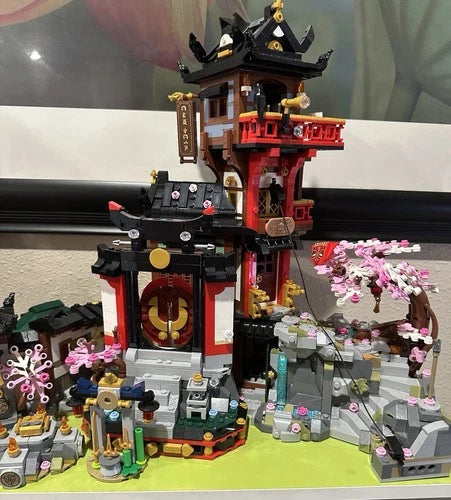 LEGO NINJAGO Old Town 71861 4851pc Limited Edition With 6 Extra Figures
