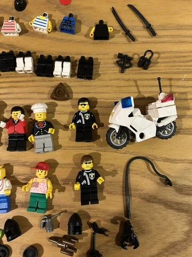LEGO Vintage Rare Minifigure Lot, Pharoah, Castle, Pirates, Mobster, Police Bike