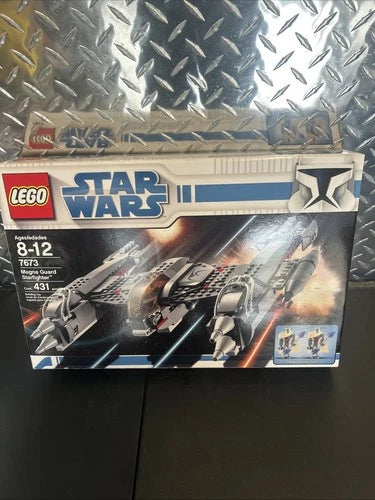LEGO Star Wars Magna Guard Starfighter 7673 Complete 431 Pieces - NEW sealed box
