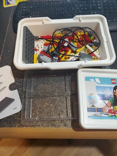 9580 MEOW Education WeDo Construction Set by MEOW complete